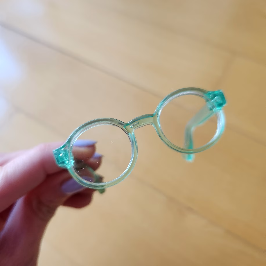 Figürler için Gözlük - 6,5cm - Acık yesil Figürler için Gözlük - 6,5cm - Acık yesil